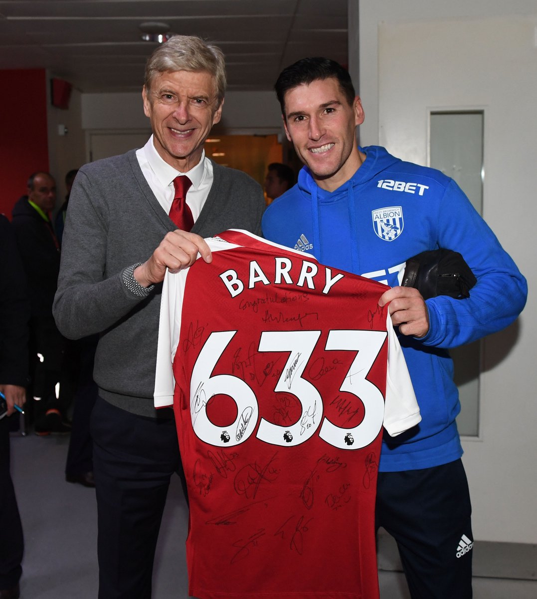 Gareth Barry 633 Signed Kit Arsenal